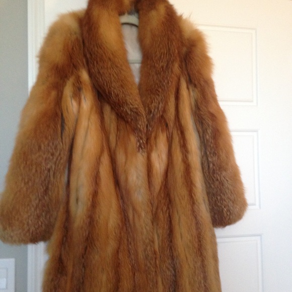 Fabulous Full length Fox Coat - Picture 2 of 10